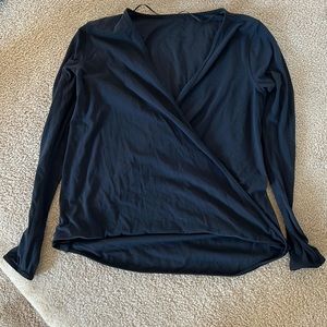Lululemon black long sleeve